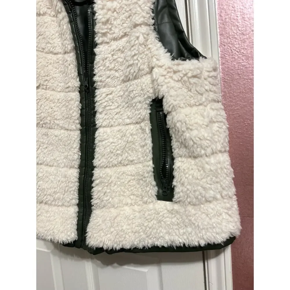 Tuckernuck leather and shearling beckham reversible‎ vest green size Large